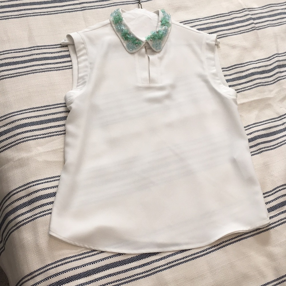 Paris shirts with beaded collar